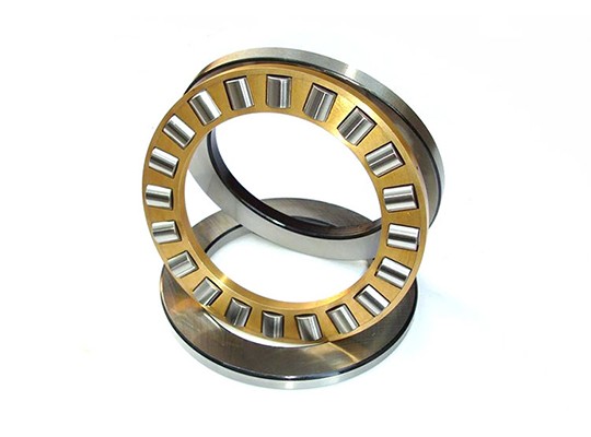 Cylindrical roller thrust bearings